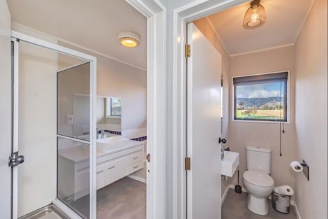 Photo of property in 16 Homewood Avenue, Levin, 5510