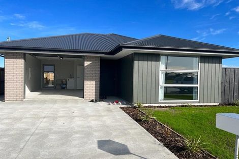 Photo of property in 90 Broadway Parade, Rolleston, 7615