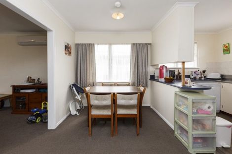 Photo of property in 17 Kaituna Street, Milson, Palmerston North, 4414
