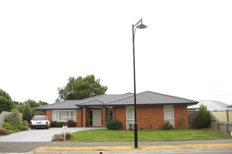 Photo of property in 26 Kohi Drive, Parklands, Christchurch, 8083