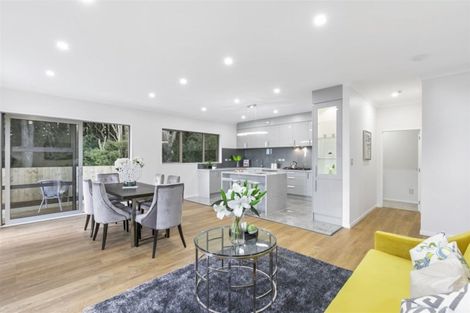 Photo of property in 114b Everglade Drive, Totara Heights, Auckland, 2105