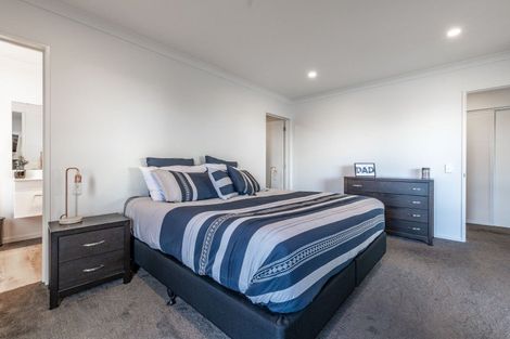 Photo of property in 6 Awatere Street, Pegasus, 7612