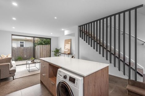 Photo of property in 4/61 Peverel Street, Riccarton, Christchurch, 8041