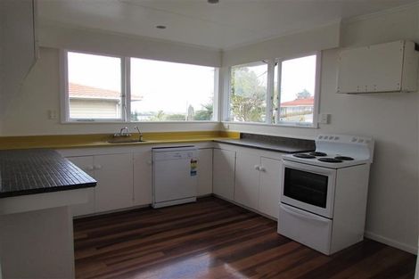 Photo of property in 73 Jaemont Avenue, Te Atatu South, Auckland, 0610