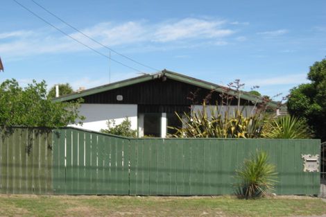 Photo of property in 516 Marine Parade, South New Brighton, Christchurch, 8062