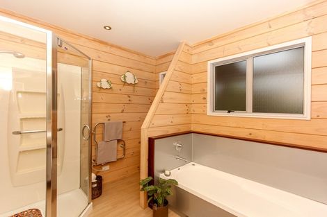 Photo of property in 1291 Carrington Road, Hurworth, New Plymouth, 4371