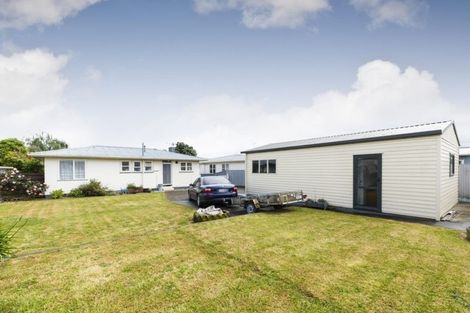 Photo of property in 17 Kaituna Street, Milson, Palmerston North, 4414
