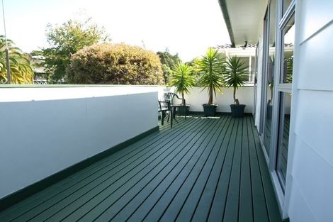 Photo of property in 45 Salamanca Road, Sunnynook, Auckland, 0620