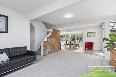 Photo of property in 639 Huia Road, Parau, Auckland, 0604