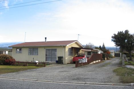 Photo of property in 2/4 Simmonds Street, Alexandra, 9320