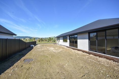 Photo of property in 44 Constitution Avenue, Milton, 9220