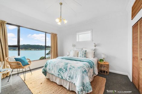 Photo of property in 83 Grafton Road, Roseneath, Wellington, 6011