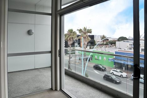 Photo of property in 277 Maunganui Road, Mount Maunganui, 3116