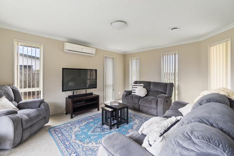 Photo of property in 55 Barrington Drive, Huntington, Hamilton, 3210