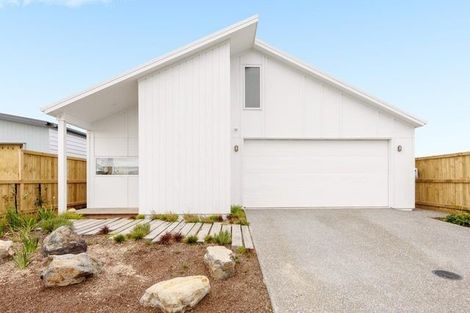 Photo of property in 5 Knightia Drive, Papamoa Beach, Papamoa, 3118