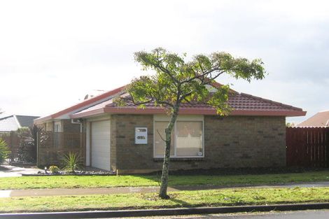 Photo of property in 12 Dulwich Place, Burswood, Auckland, 2013