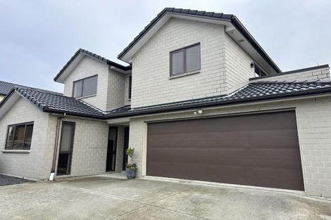 Photo of property in 3b Crystal Avenue, Glendene, Auckland, 0602