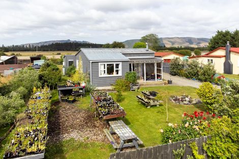 Photo of property in 12 James Street, Waimate, 7980