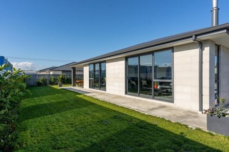 Photo of property in 55b Dublin Street, Martinborough, 5711