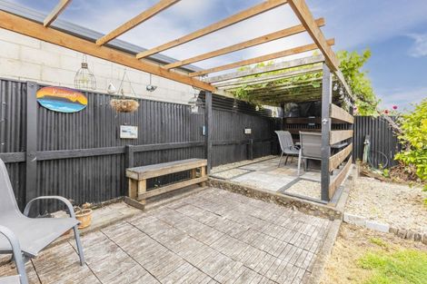 Photo of property in 8 Goodger Street, Waipukurau, 4200