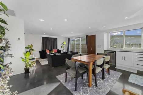 Photo of property in 24 Silver Street, Lower Shotover, Queenstown, 9304