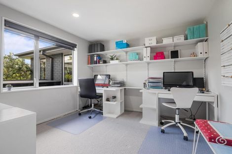 Photo of property in 27 Reka Street, Parklands, Christchurch, 8083