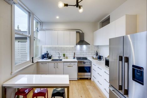 Photo of property in 486 Hastings Street, Napier South, Napier, 4110