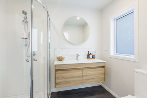 Photo of property in 2/13 Oregon Avenue, Avondale, Auckland, 1026