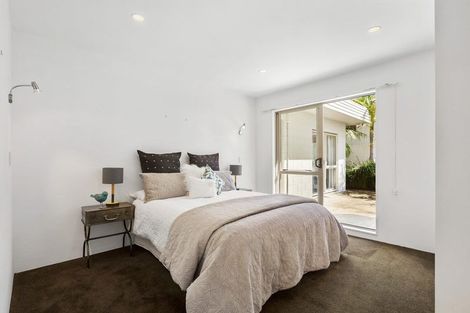 Photo of property in 825 Beach Road, Browns Bay, Auckland, 0630