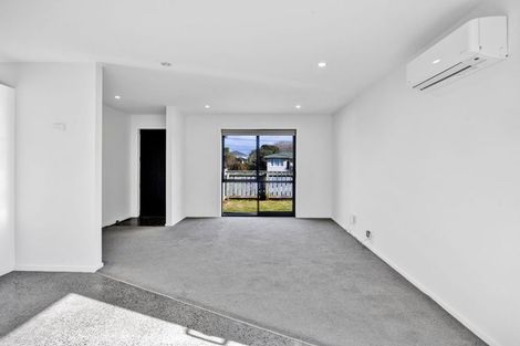 Photo of property in 8 Gladstone Street, Hawera, 4610