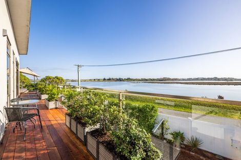 Photo of property in 57 Kibblewhite Street, New Brighton, Christchurch, 8061