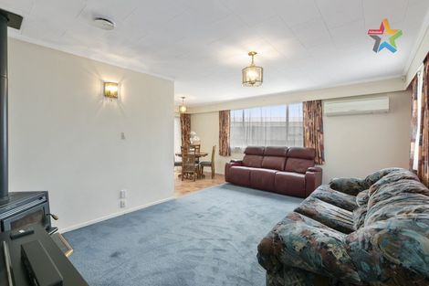 Photo of property in 23 Denver Grove, Totara Park, Upper Hutt, 5018