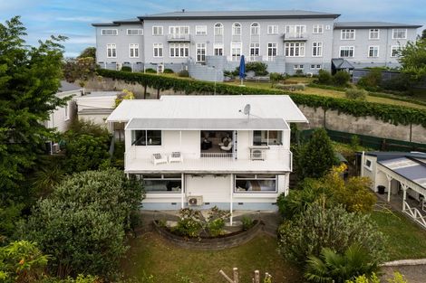 Photo of property in 3 Clyde Road, Bluff Hill, Napier, 4110