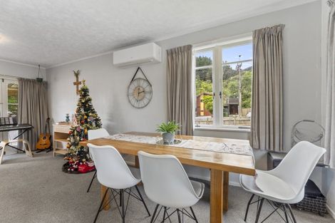 Photo of property in 86 Ruapehu Street, Paraparaumu, 5032