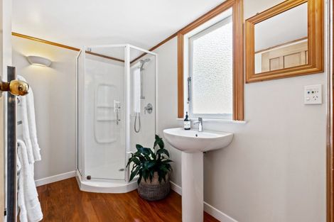 Photo of property in 108 Calliope Road, Stanley Point, Auckland, 0624