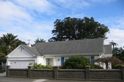 Photo of property in 75 Ludlam Crescent, Woburn, Lower Hutt, 5010
