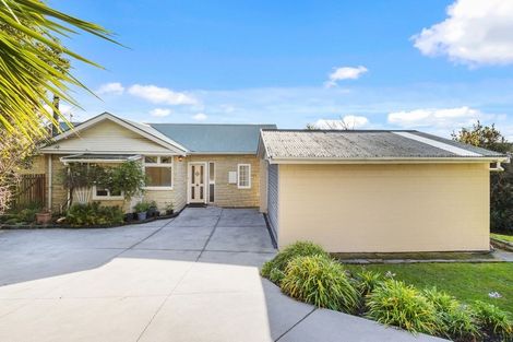 Photo of property in 12 Dyers Pass Road, Cashmere, Christchurch, 8022