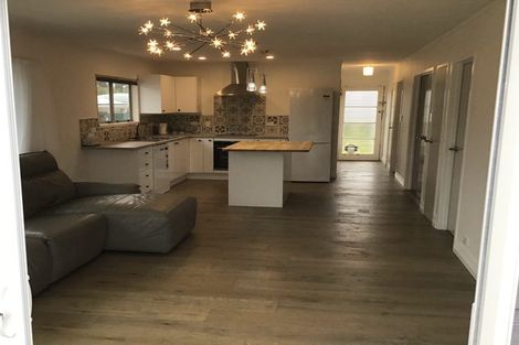 Photo of property in 198 Mahurangi Road East, Snells Beach, 0920