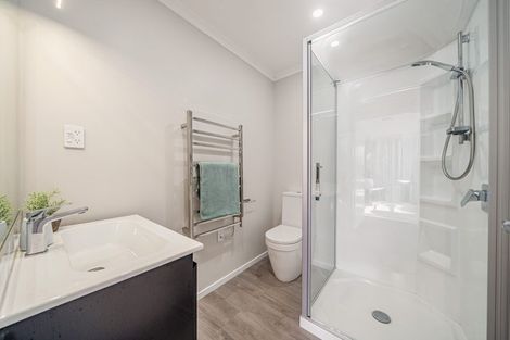 Photo of property in 52 Mawai Hakona Drive, Wallaceville, Upper Hutt, 5018