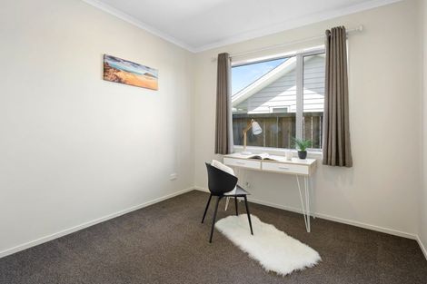 Photo of property in 8 Hehan Close, Cambridge, 3434