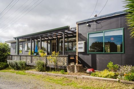 Photo of property in 5 Upper Cross Street, Raglan, 3225