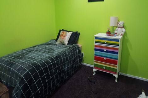 Photo of property in Maddison Apartments, 3/6a Queen Street, Palmerston North, 4410