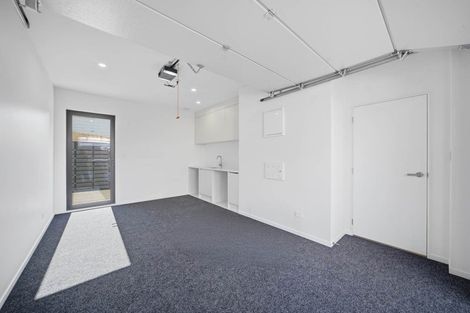 Photo of property in 34a Lavery Place, Sunnynook, Auckland, 0632