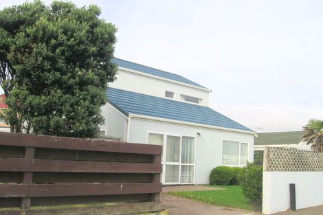 Photo of property in 3/42 Mana Esplanade, Paremata, Porirua, 5026