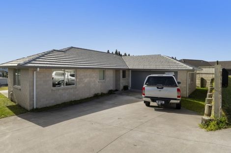 Photo of property in 27 Elena Place, Welcome Bay, Tauranga, 3112