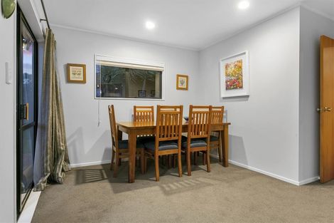 Photo of property in 1/6 Honeysuckle Lane, Mairangi Bay, Auckland, 0630