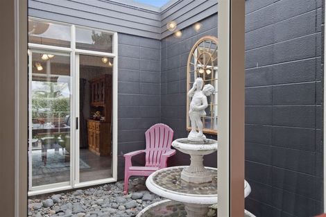 Photo of property in 6 Park Estate Road, Rosehill, Papakura, 2113