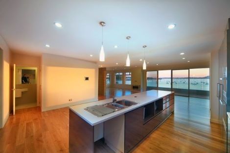 Photo of property in 68a The Parade, Bucklands Beach, Auckland, 2012