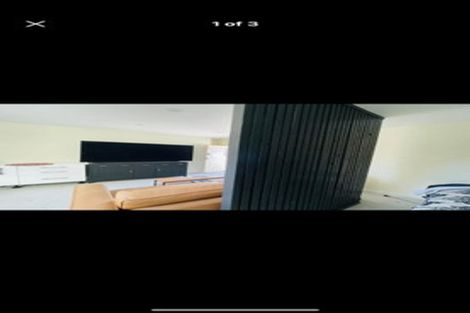 Photo of property in 90 Godley Road, Green Bay, Auckland, 0604