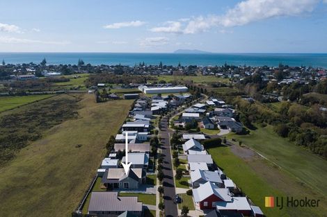 Photo of property in 46 Ocean Breeze Drive, Waihi Beach, 3611